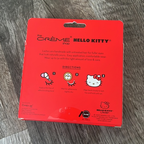 The Creme Shop Sanria Hello Kitty Wispy Wink handcrafted false eyelashes NWT - Picture 2 of 3